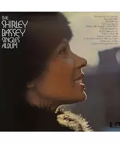 SHIRLEY BASSEY - THE SINGLES (CD)