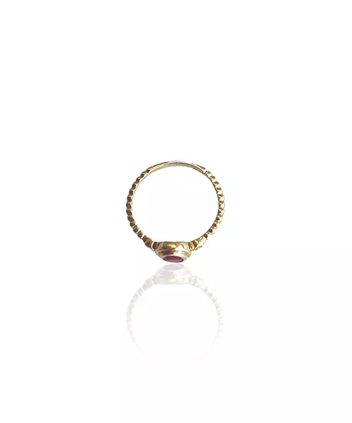 9ct Gold Vintage Ring with pink zircon