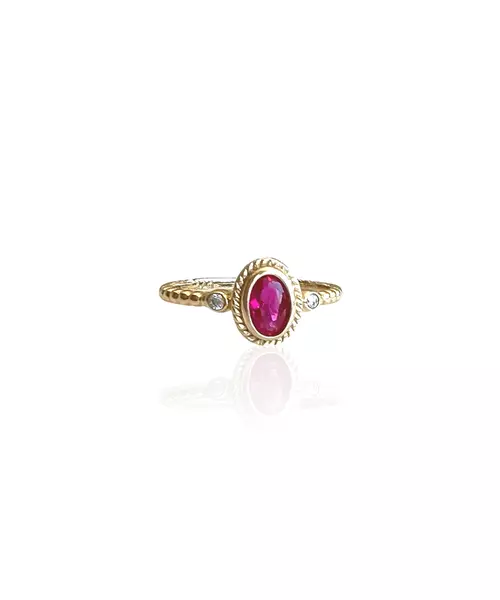 9ct Gold Vintage Ring with pink zircon