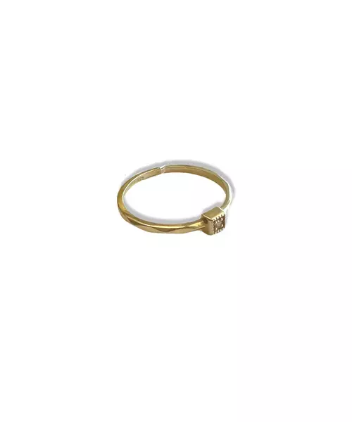 9ct Gold Ring with one Zircons