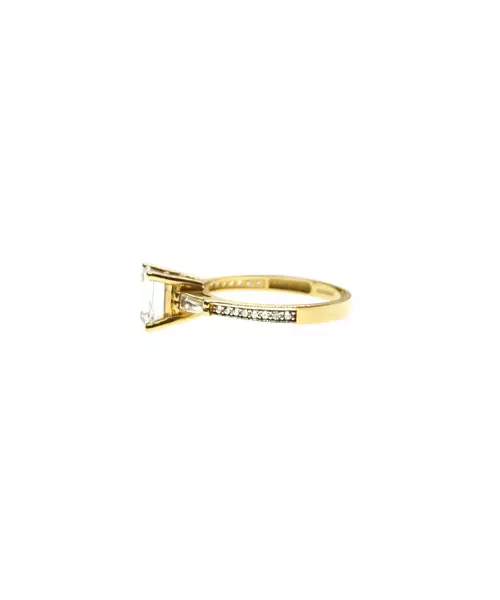 9ct Gold Ring - Baguette Emerald Style