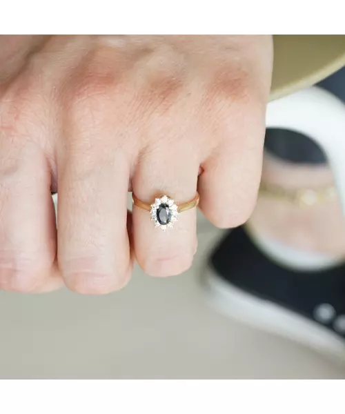 9ct Gold Ring - Diana with Black stone