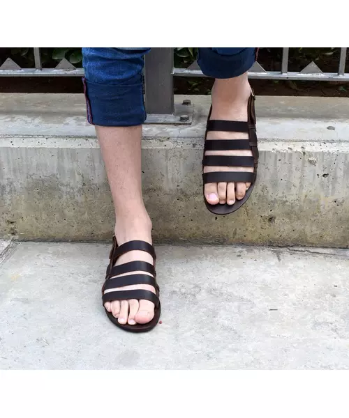 Leather-sandals-men