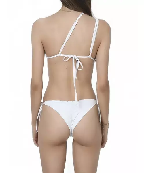 Kamille triangle bikini top in branco