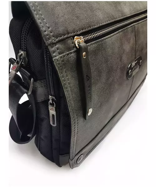 Leastat leather laptop bag 9671