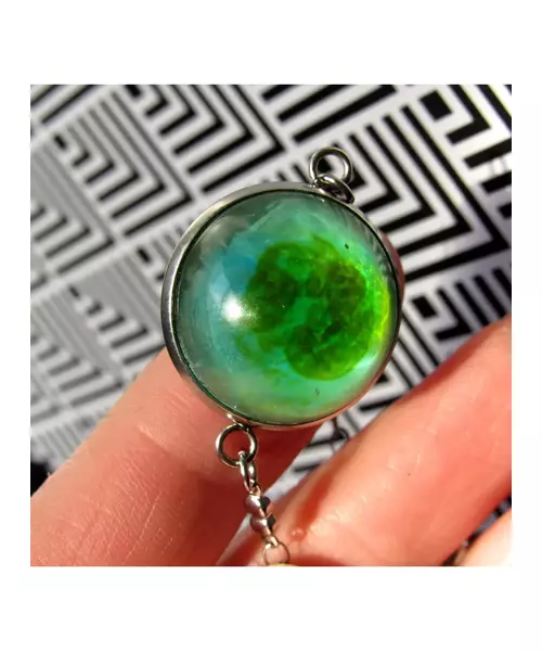 "Green Sphere" Resin Art Chain Bracelet