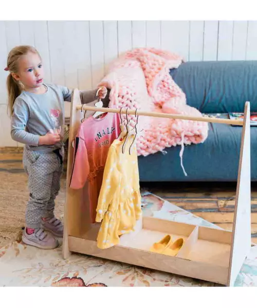 MONTESSORI CLOTHING RACK